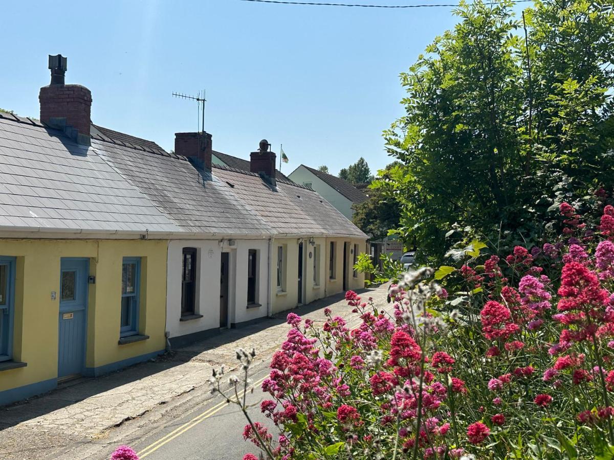 Spring Cottage, Little Haven, A Minute From Beach Exterior foto